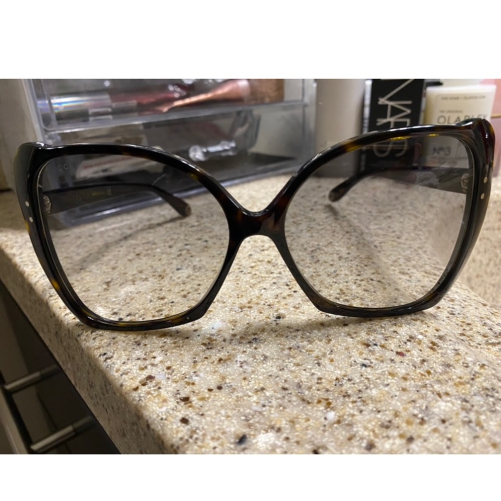 Gucci oversized women’s sunglasses.